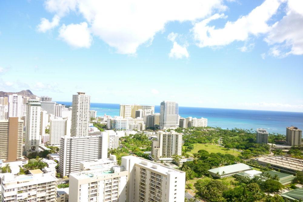 Waikiki Monarch Hotel Honolulu Exterior photo