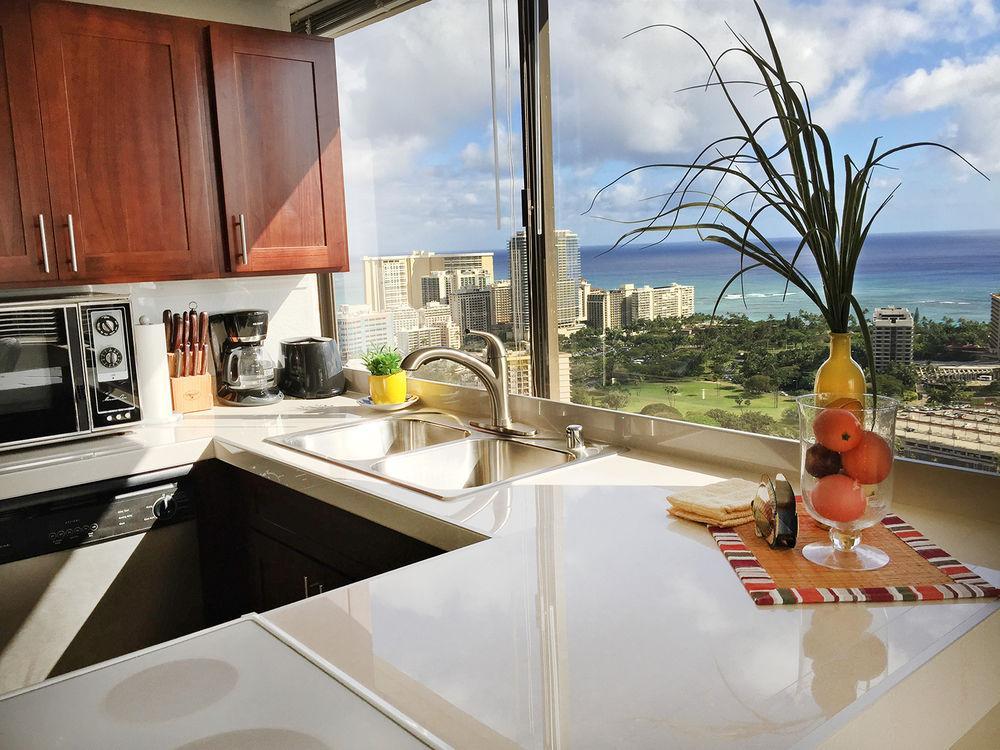 Waikiki Monarch Hotel Honolulu Exterior photo